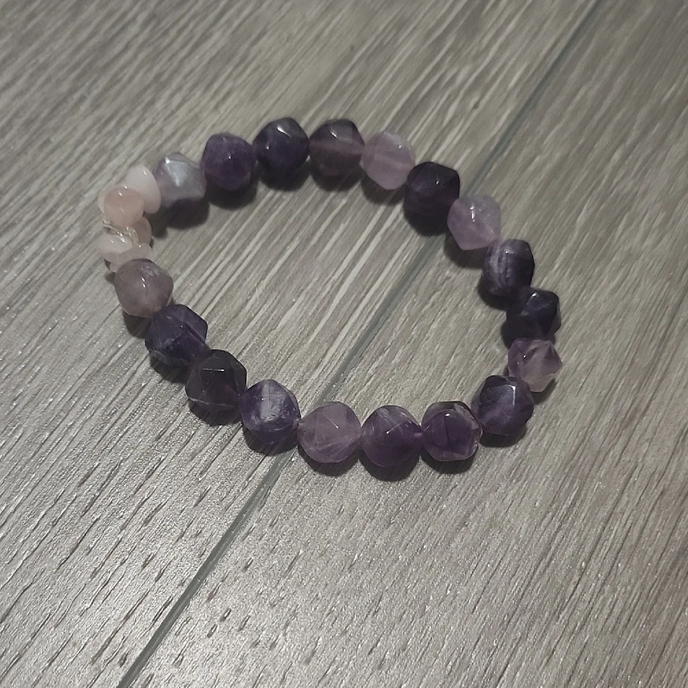 Handcrafted Sacred Heart Bracelet - Picture 5 of 6